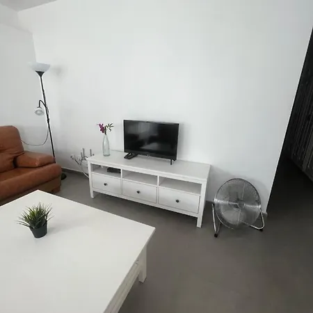 Edificio Playa Chica Apartamento