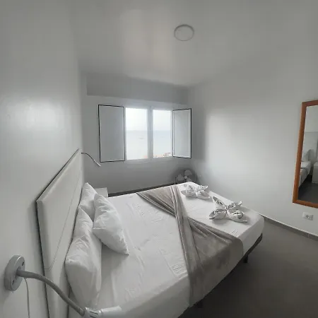 Apartament Edificio Playa Chica *