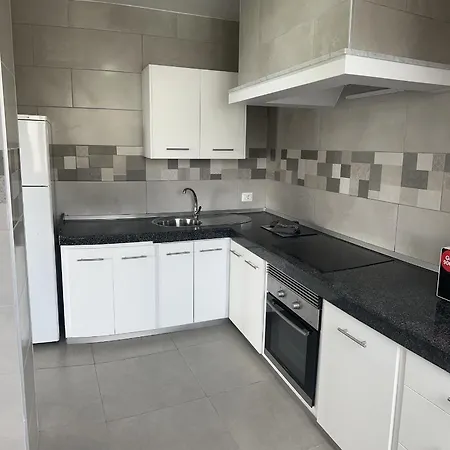 Edificio Playa Chica * El Médano