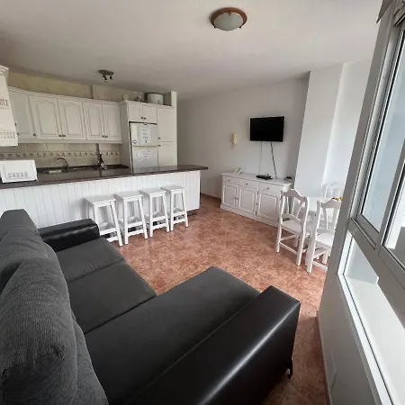 Edificio Playa Chica