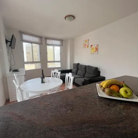 Edificio Playa Chica * El Médano