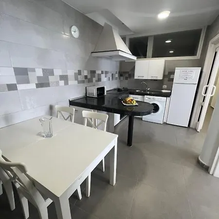 Edificio Playa Chica